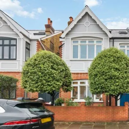 Rent this 5 bed duplex on Elmwood Road in Strand-on-the-Green, London