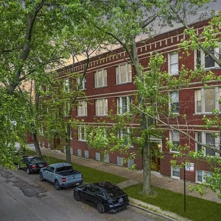 Buy this 2 bed condo on 3617-3621 West Byron Street in Chicago, IL 60618