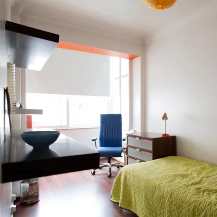 Rent this 2 bed room on CTT in Estrada de Benfica 394A, 1500-080 Lisbon