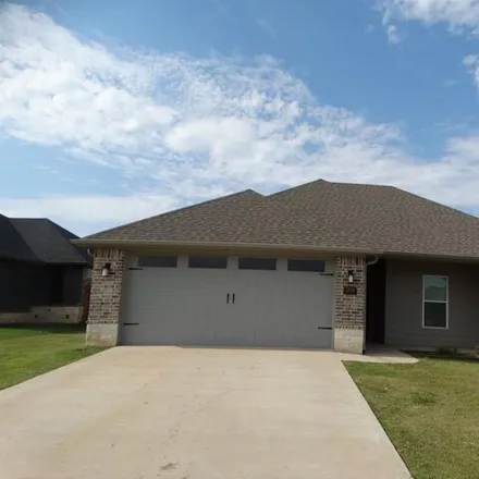 Rent this 4 bed house on Stephanie Drive in Whitehouse, TX 75789