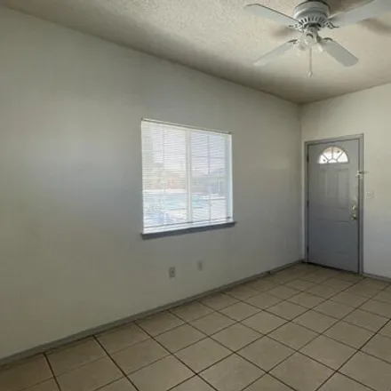Image 4 - 2753 Idalia Avenue, El Paso, TX 79930, USA - House for rent