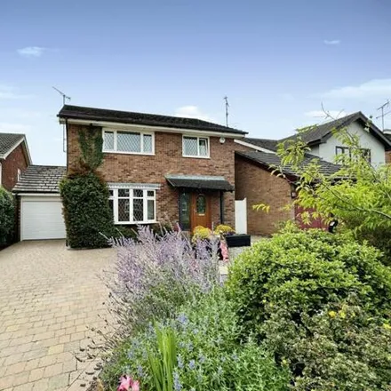 Buy this 4 bed house on Mandeville Way in Chelmsford, CM1 7HN