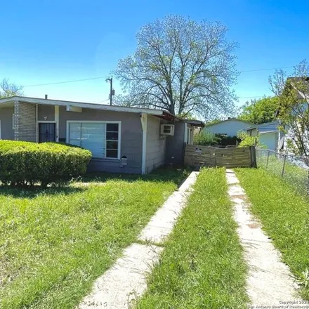 Image 2 - 154 Idell Avenue, San Antonio, TX 78223, USA - House for sale