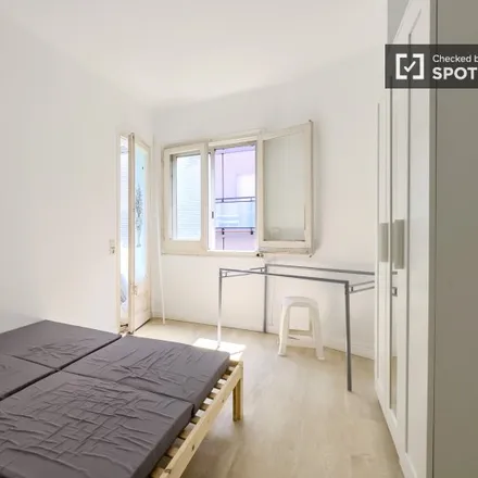 Rent this 3 bed room on Carrer d'Enric Prat de la Riba in 08901 l'Hospitalet de Llobregat, Spain