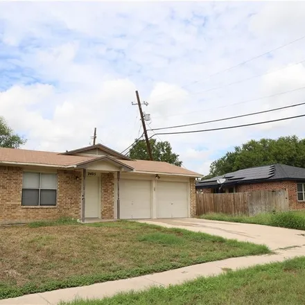 Image 2 - 2405 Transit Drive, Killeen, TX 76543, USA - House for sale