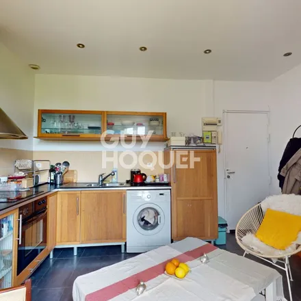 Image 4 - Guy Hoquet, 119 Rue de Paris, 93260 Les Lilas, France - Apartment for rent