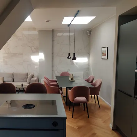 Rent this 2 bed apartment on Thaerstraße 35 in 10249 Berlin, Germany