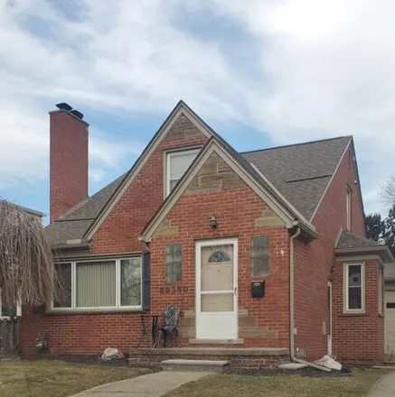 Buy this 3 bed house on 22384 Doxtator Street in Dearborn, MI 48128