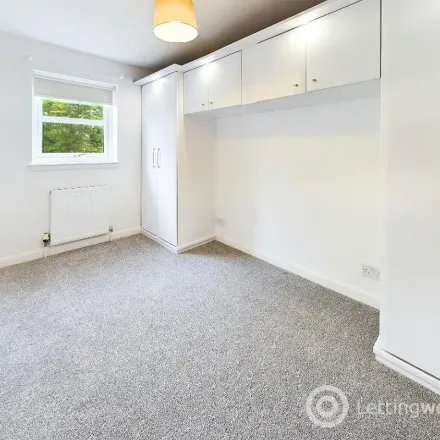 Image 7 - The Dell, Newton Mearns, G77 5RF, United Kingdom - Duplex for rent
