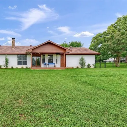 Buy this 3 bed house on 407 Cocopa Drive West in Cooke County, TX 76240
