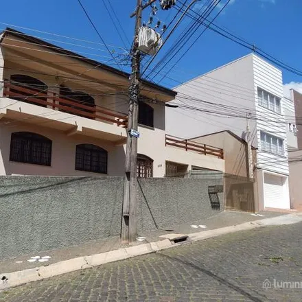 Buy this 3 bed house on Centro in Rua Doze de Outubro, Ponta Grossa - PR