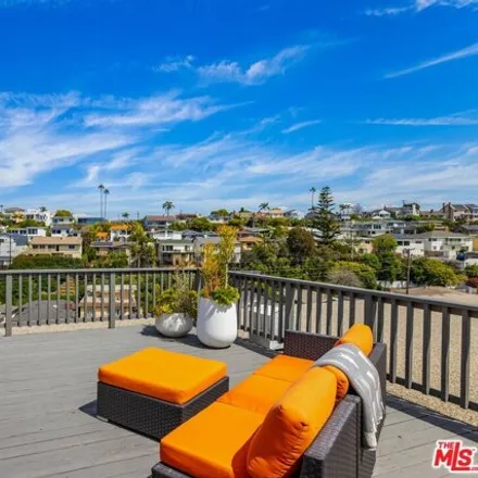 Image 4 - 411 Rees St, Playa Del Rey, California, 90293 - House for sale