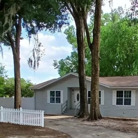 Rent this 4 bed house on 4854 Southeast 135th Place in Marion County, FL 34491