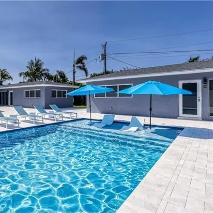 Rent this 1 bed house on Northeast 26th Street in Middle River Manor, Wilton Manors