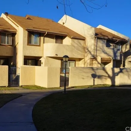 Buy this 1 bed townhouse on 44299 Maria Circle in Lancaster, CA 93535