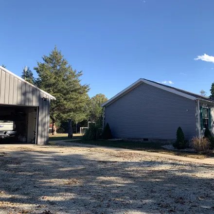 Buy this 3 bed house on 19289 County Road 636 in Maries County, MO 65459