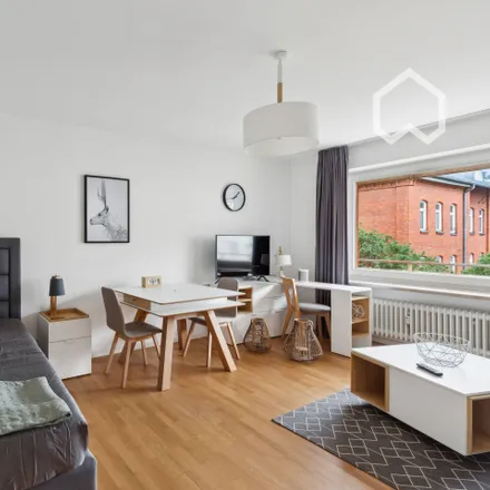 Rent this 1 bed apartment on Orterer Getränkemarkt in Leonrodstraße, 80636 Munich