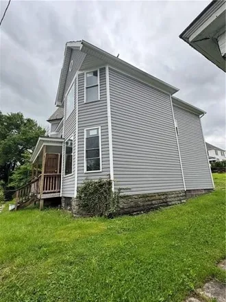 Image 2 - 435 Broadway Ave, Scottdale, Pennsylvania, 15683 - House for sale