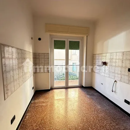 Image 5 - Via Percile 4 rosso, 16164 Genoa Genoa, Italy - Apartment for rent
