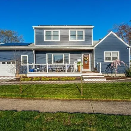 Buy this 4 bed house on 716 Shore Road in Village of Lindenhurst, NY 11757