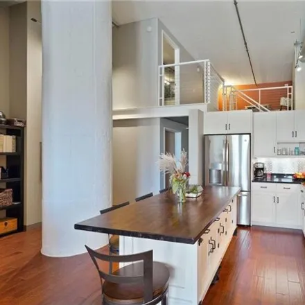 Image 7 - American Trio Lofts, 250 Park Avenue, Minneapolis, MN 55415, USA - Condo for sale