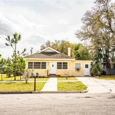 Rent this 3 bed house on Briggs Road in Lake Wales, FL 33885
