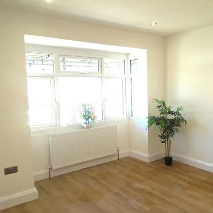 Rent this 5 bed house on Eden Close in London, HA0 1DB