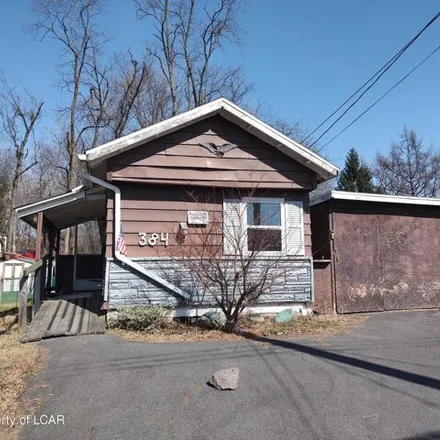 Buy this studio apartment on 380 Carver Street in Plymouth, Luzerne County