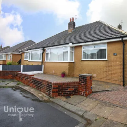 Buy this 2 bed house on Meadowbrook in Blackpool, FY3 9UE