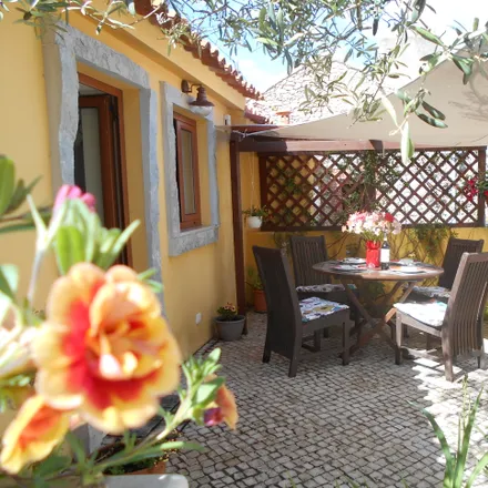 Rent this 2 bed house on Rua das Grutas in 2500-666 Caldas da Rainha, Portugal