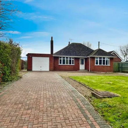 Rent this 3 bed house on Home Farm in Home Farm Lane, Witham on the Hill