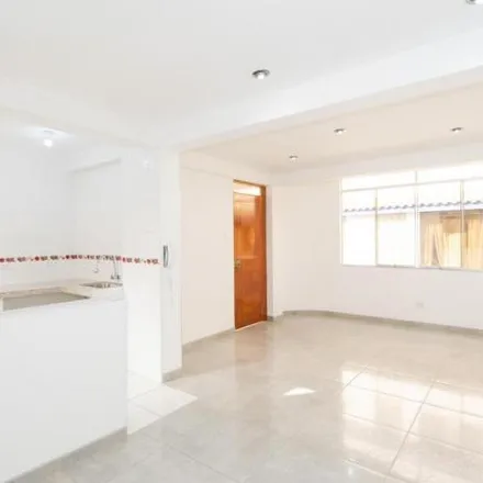Image 2 - Los Portales, Avenida Los Próceres de Huandoy, Los Olivos, Lima Metropolitan Area 15307, Peru - Apartment for sale
