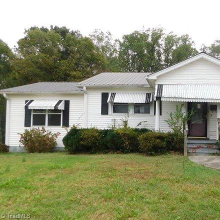 Rent this 2 bed house on 509 Salem Street in Thomasville, NC 27360
