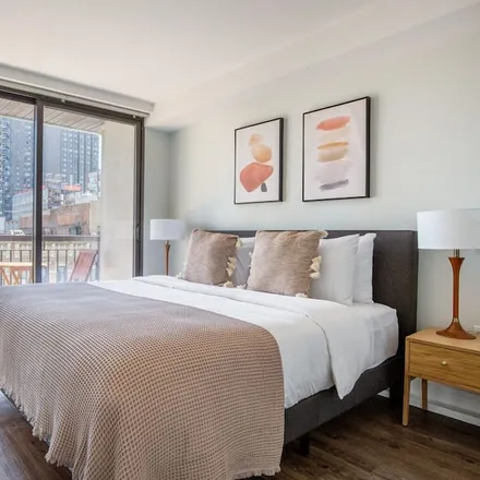 Rent this 1 bed apartment on Uptown Hudson Tubes in Hudson River Greenway, New York