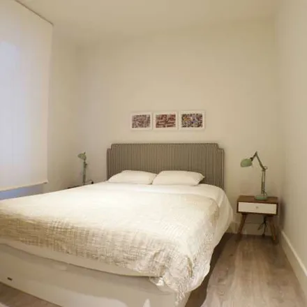 Image 4 - Kunfu, Calle de Hortaleza, 28004 Madrid, Spain - Apartment for rent