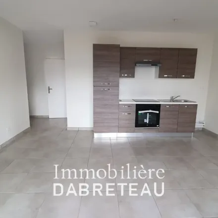 Rent this 2 bed apartment on 7 Rue Général Malleret-Joinville in 69200 Vénissieux, France