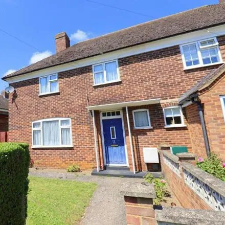 Buy this 3 bed duplex on Oaktree Road in Ampthill, MK45 2UH