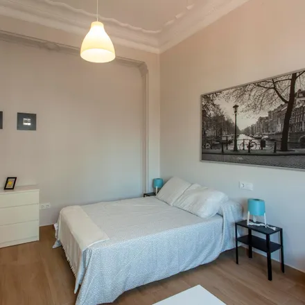 Image 3 - Carrer del Pintor Benedito, 7, 46007 Valencia, Spain - Room for rent