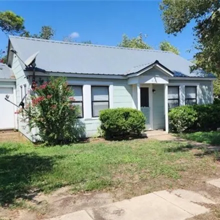 Buy this 2 bed house on 380 North 4th Street in Waelder, Gonzales County