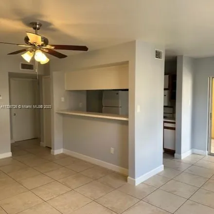 Image 3 - 15290 Southwest 106th Lane, The Hammocks, Miami-Dade County, FL 33196, USA - Apartment for rent