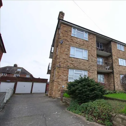 Rent this 2 bed apartment on Givendale Road in Scarborough, YO12 6LD
