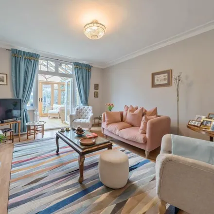 Buy this studio house on Cromwell Road