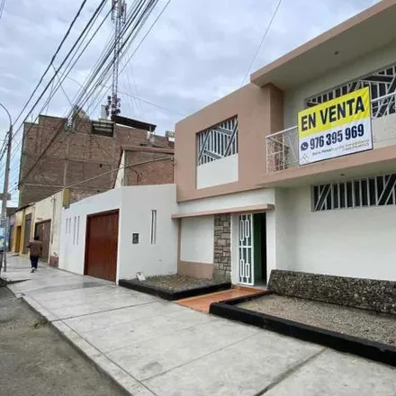 Buy this 3 bed house on Express Sol Peru in Avenida José Gabriel Condorcanqui, Urbanización Santa Ines