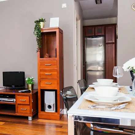 Rent this 2 bed apartment on Calle Arroyo in 61, 41008 Seville