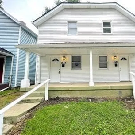 Buy this studio house on 1525 Draper Street in Indianapolis, IN 46203