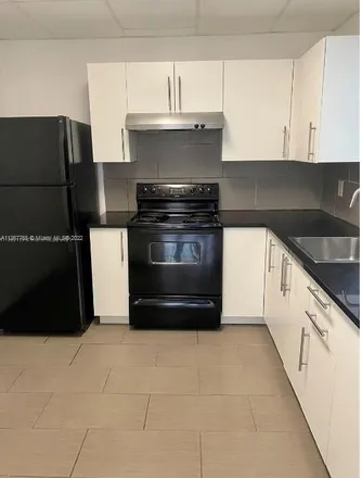 Buy this 3 bed condo on 15153 Northeast 6th Avenue in Sixth Avenue Trailer Park, Miami-Dade County