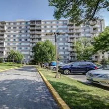 Buy this 1 bed condo on Whitehall North in Battery Lane, Glenwood