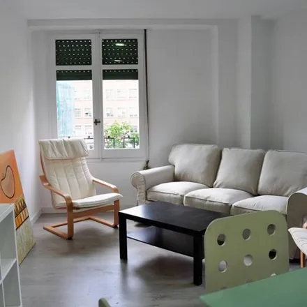 Rent this 4 bed apartment on Calle de Ramón y Cajal in 46470 Albal, Spain