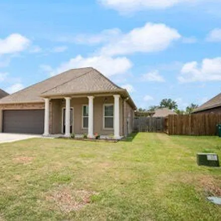 Rent this 4 bed house on 193 Village View Drive in Maurice, Vermilion Parish