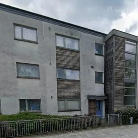 Rent this 2 bed apartment on Jai Convenience Store in 110-112 Drip Road, Stirling
